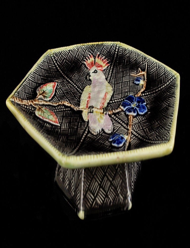 Item #CL161-26 Major Mitchell Cockatoo Design Pottery
