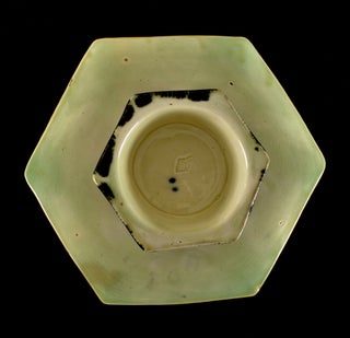 Major Mitchell Cockatoo Design Pottery