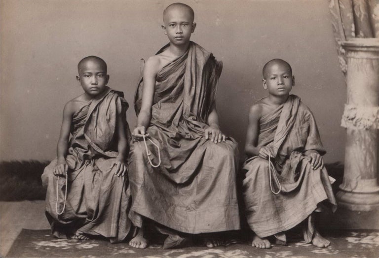 Item #CL173-126 [Buddhist Monks, Statues And Holy Places, Burma]