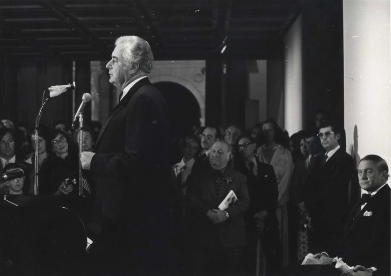 Item #CL179-32 [PM Gough Whitlam Opening The Exhibition “Modern Masters: Manet To Matisse” At The AGNSW]. Kerry Dundas, Australian.