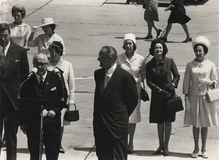 Item #CL179-40 President Lyndon B. Johnson Visits Australia. Kerry Dundas, Aust.