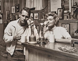 Item #CL185-44 Paul Newman And Joanne Woodward “Admiring” Their Awards. Sid Avery, Amer