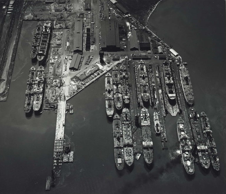 Item #CL191-156 [Bethlehem Sparrows Point Shipyard, Baltimore, Maryland, USA]. W. Eugene Smith, Amer.