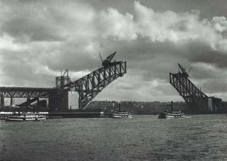 [Building The Sydney Harbour Bridge]